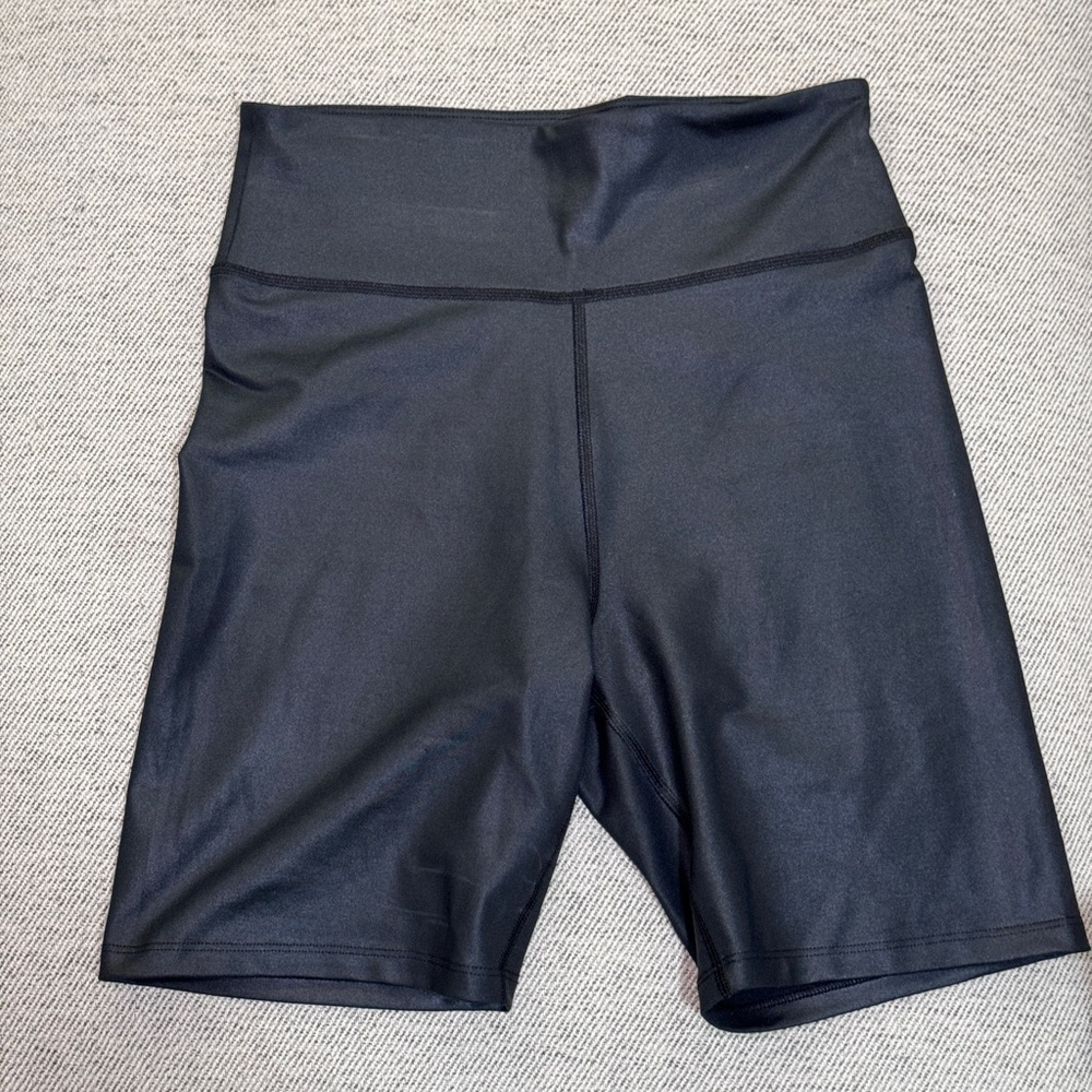 Abercrombie black shine bike shorts